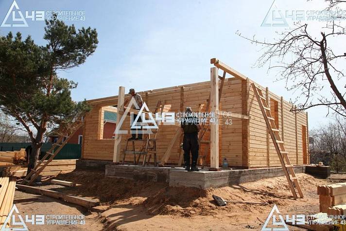 House on the shore in Ulyanovsk