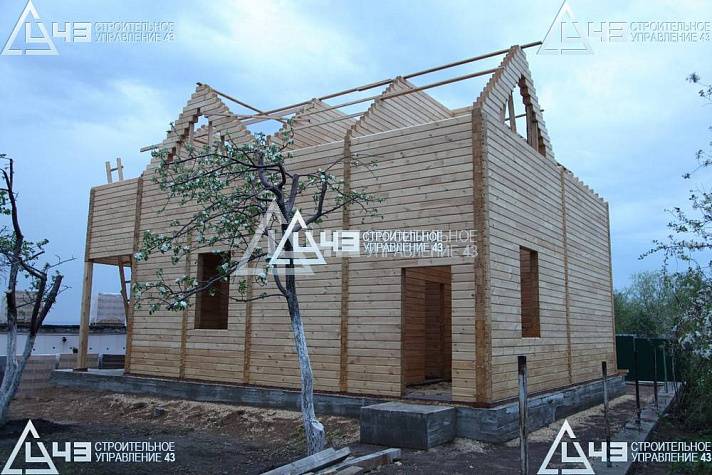 House on the shore in Ulyanovsk