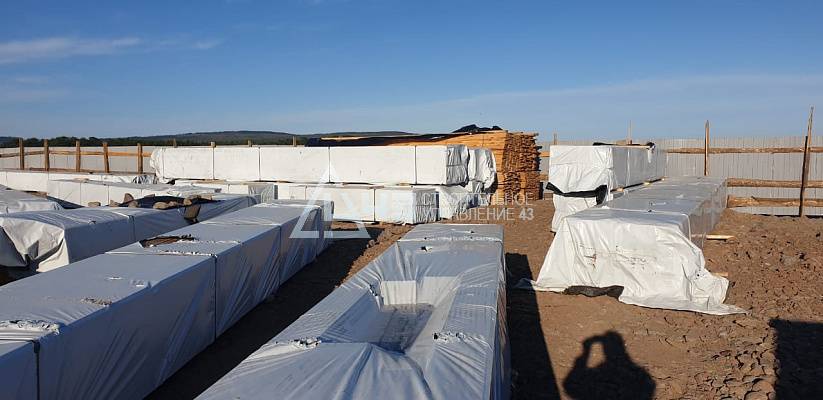 Delivery of house kits and the start of construction of the recreation center