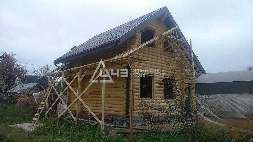 Building from rounded logs in Kazan