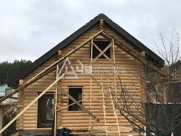 Building from rounded logs in Kazan