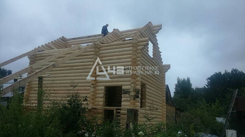 Building from rounded logs in Kazan